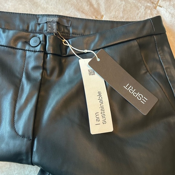 NWT Esprit Women’s Faux Leather Pants Size 6 Straight Leg Black Biker Rocker - Picture 10 of 11